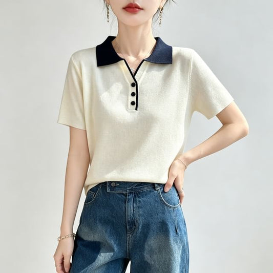 Two-Tone Button Collared Knit Short Sleeve Top