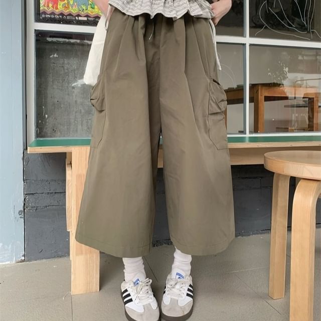 Striped Ruffle Drawstring Tee & Cropped Cargo Pants Set