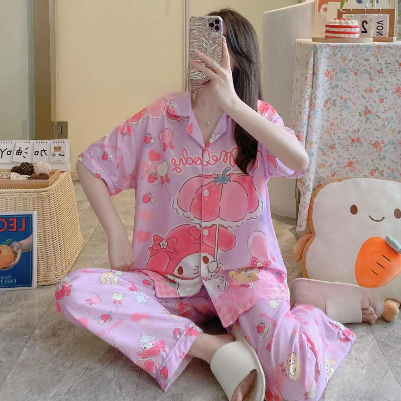 Weiches Pyjama-Set mit Cartoon-Anime-Motiv KI601