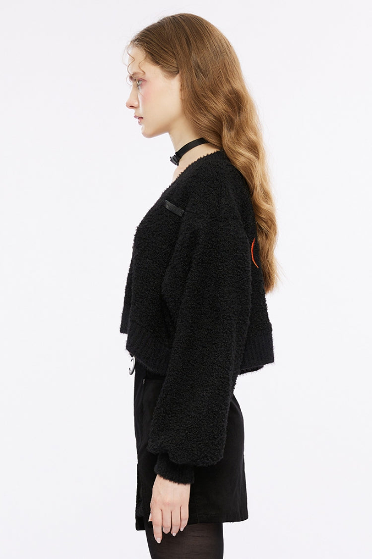 Gothic Tee with V-Neck and Wool Texture for Women - Noir