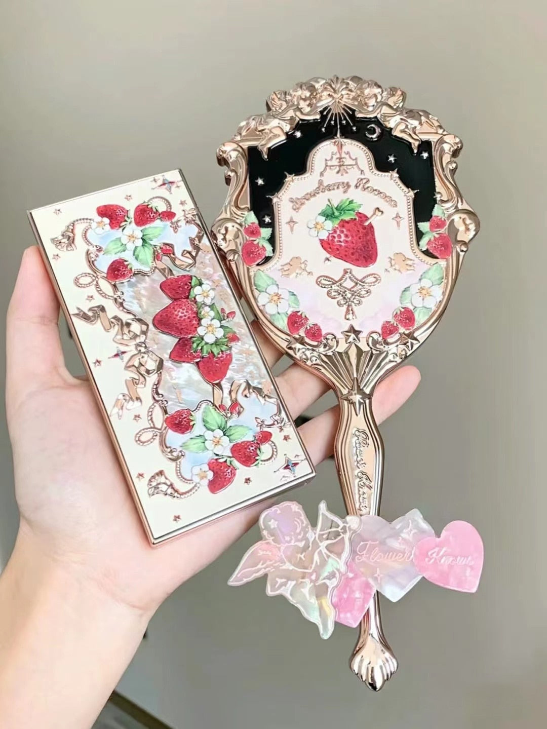 Berry Angelic Mirror - Black - mirror