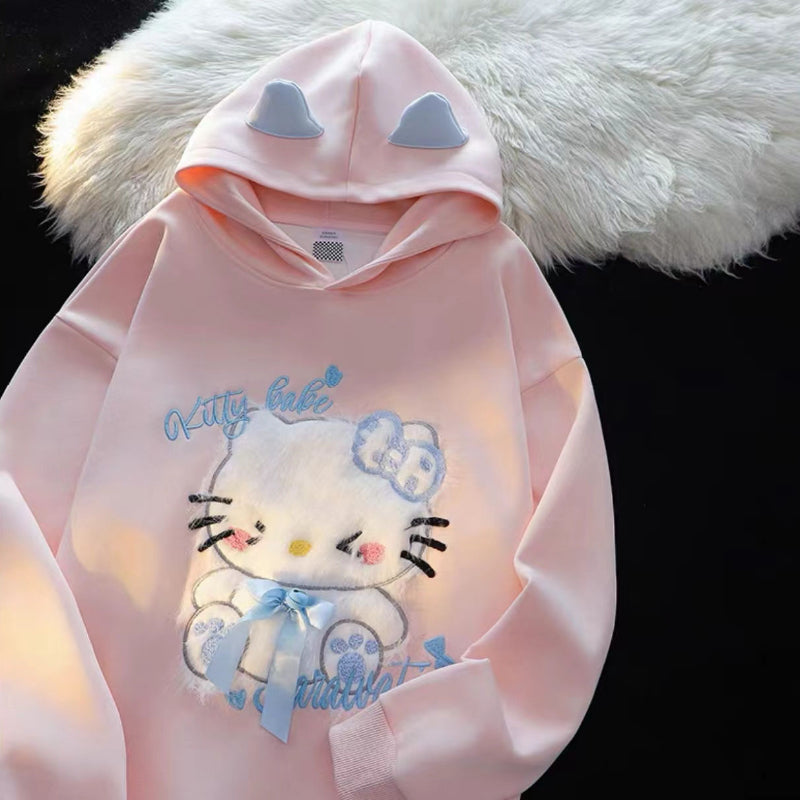 Pull à capuche avec petites oreilles brodées et motif chat KI589