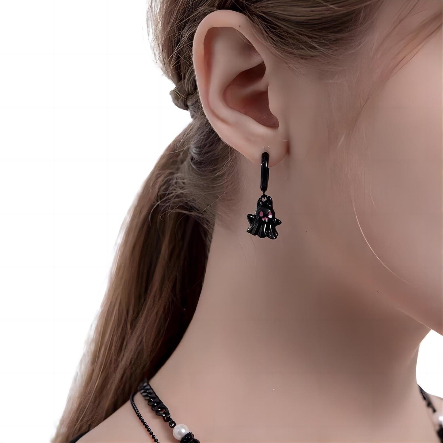 Y2K Black and White Little Ghost Earrings