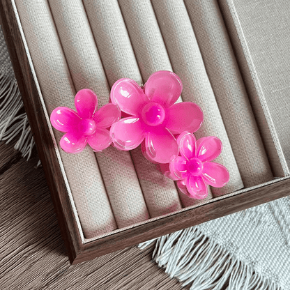 Schicke, bunte Haarklammer mit Blumenmotiv