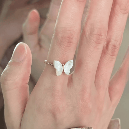 Bague ouverte chic en forme de fritillaire papillon