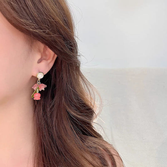 Trendy Dangling Rose Earrings