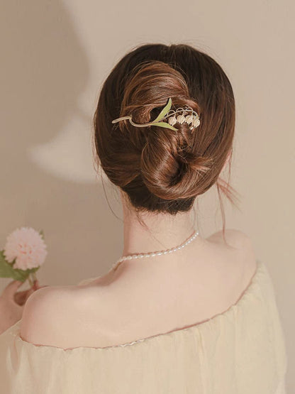 Sweet Bellflower Hair Twist Clip