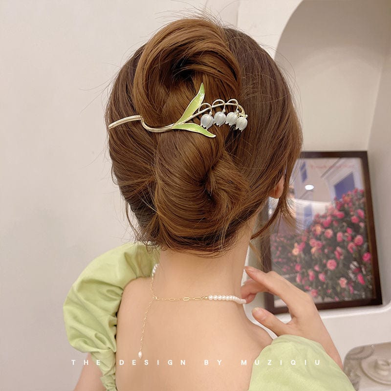 Sweet Bellflower Hair Twist Clip