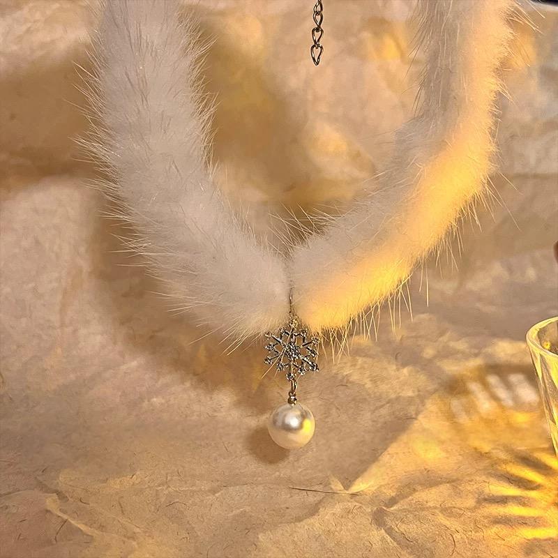 Pendant Chic Rhinestone Pearl Necklace Chain Choker Snowflake Plush Inlaid