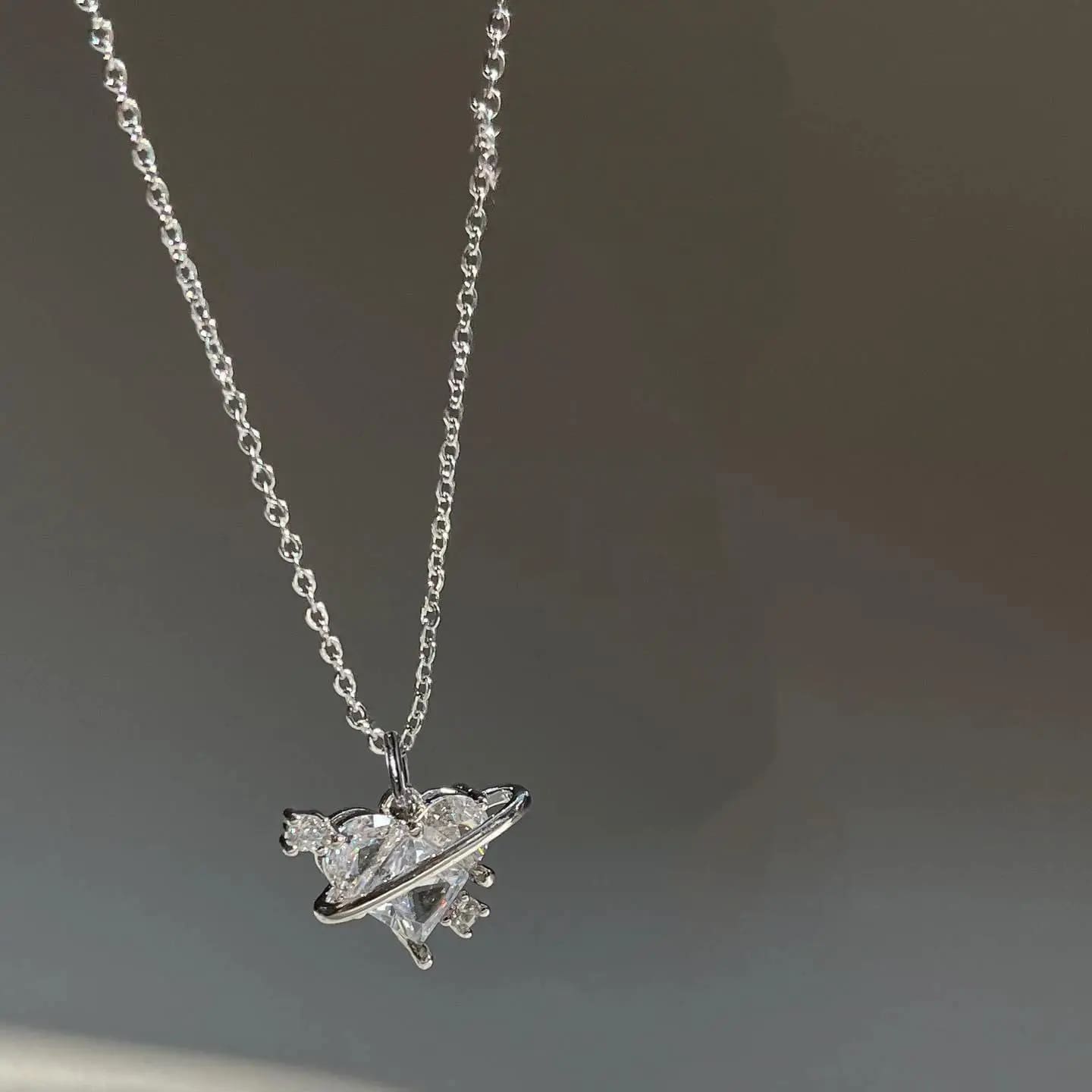 Kawaii crystal heart lovecore bangle bracelet pink princess fairycore