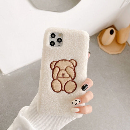 Coque iPhone en peluche avec un adorable ours kawaii