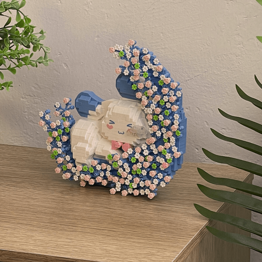 Cute LEGO Compatible Cinna Floral Moon Building Bricks