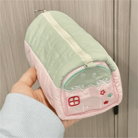 Sac de rangement brodé Kawaii House