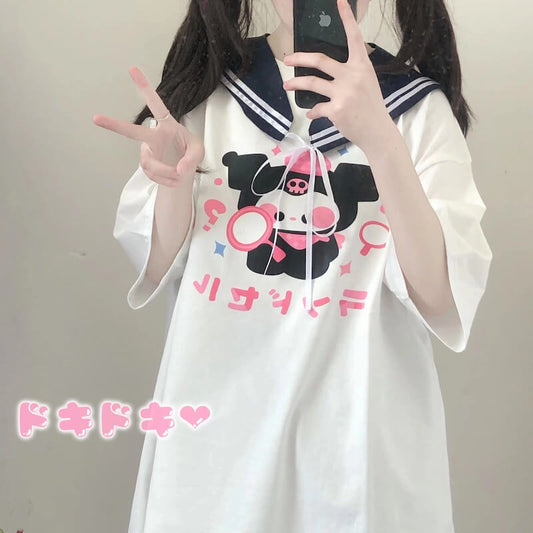 Kawaii Kuro-Top mit blauem Kragen