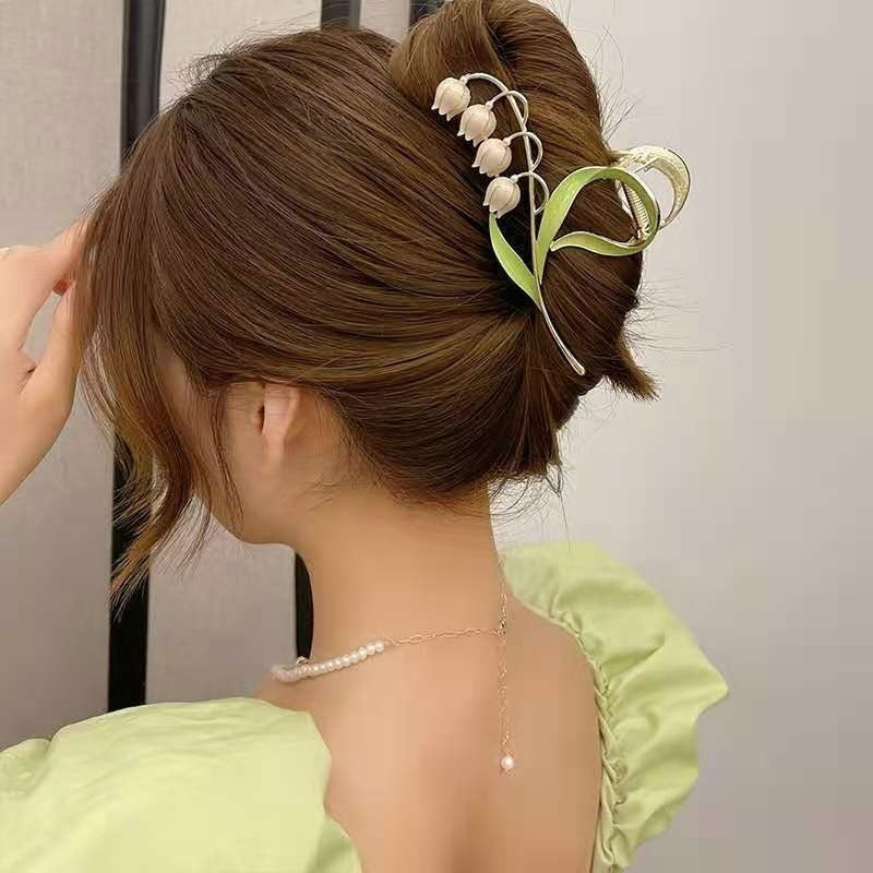 Dainty Floral Hair Claw Clip - claws, coquette, hair, hair accessories, hair claw Kawaii Babe