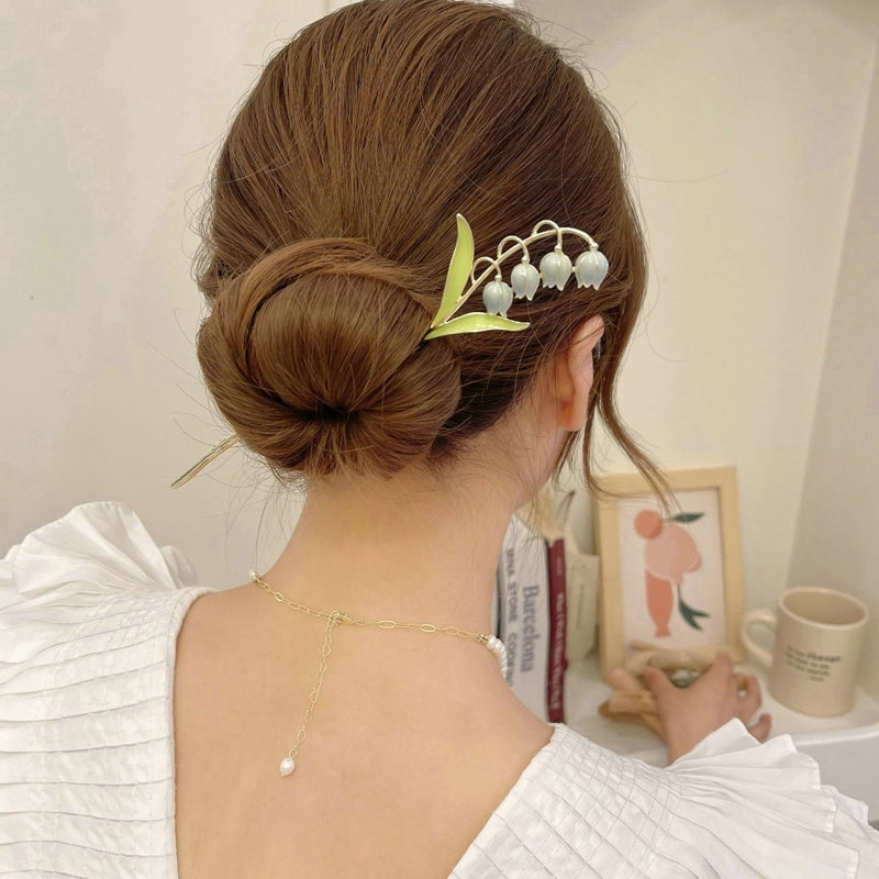 Dainty Floral Hair Claw Clip - claws, coquette, hair, hair accessories, hair claw Kawaii Babe