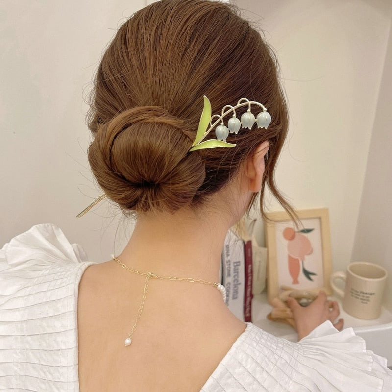 Dainty Floral Hair Claw Clip - claws, coquette, hair, hair accessories, hair claw Kawaii Babe