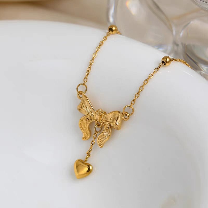 Trendy Gold Bowknot Necklace