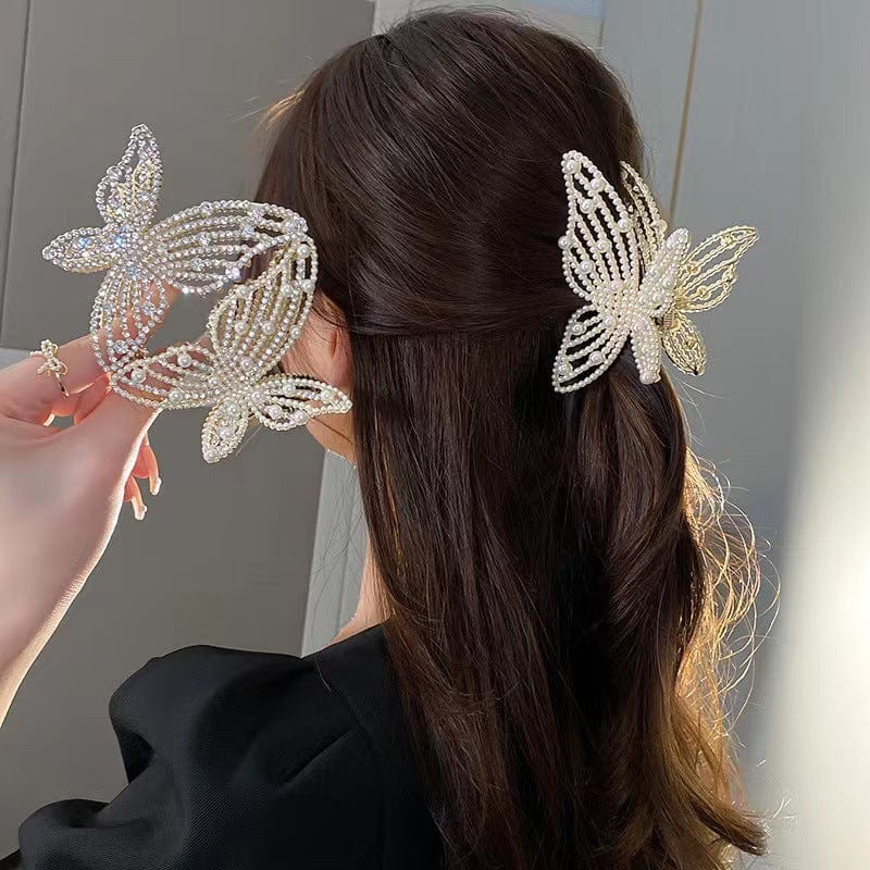 Elegante Haarspange mit Strasssteinen und Perlen und Schmetterling