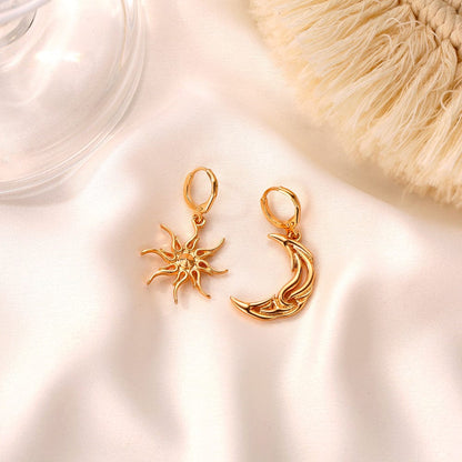 Boucles d'oreilles pendantes chics en forme d'étoile et de phase de lune