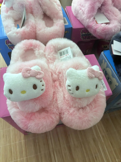 Chaussons moelleux en peluche Kitty Kuro