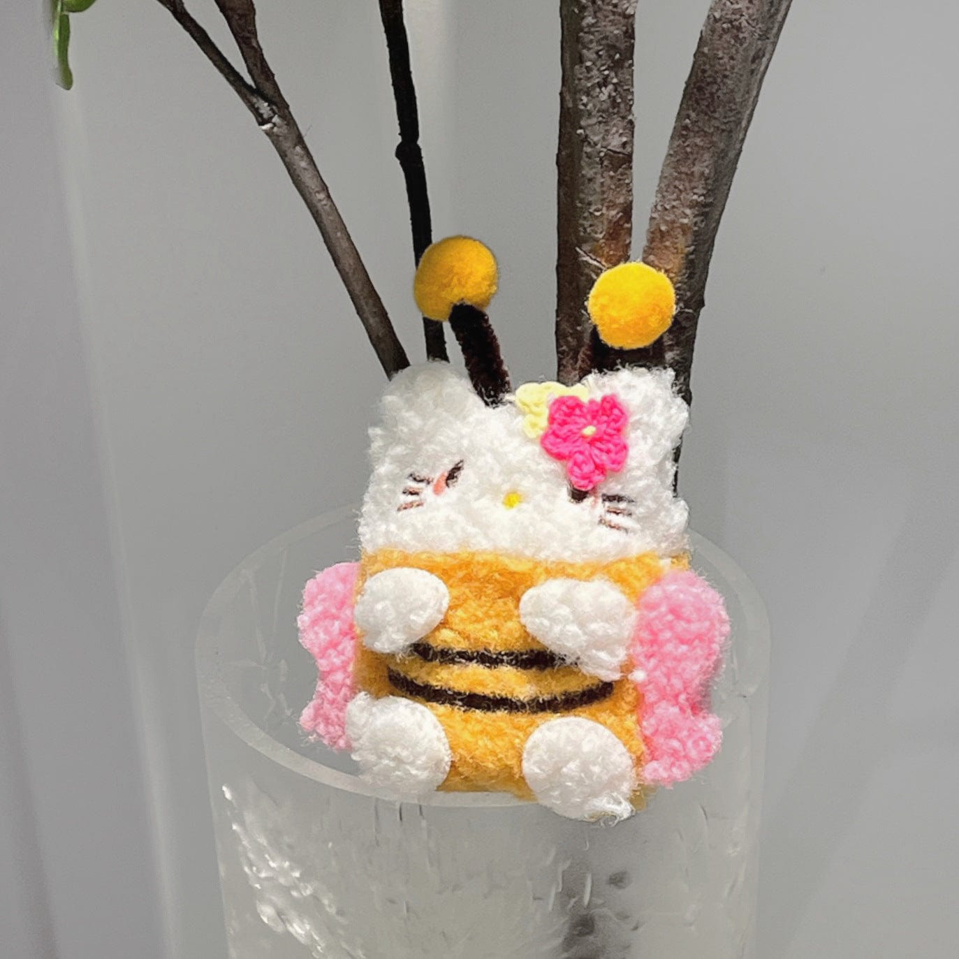 Kawaii Kitty Bee Plush AirPods Earphone Case SK496