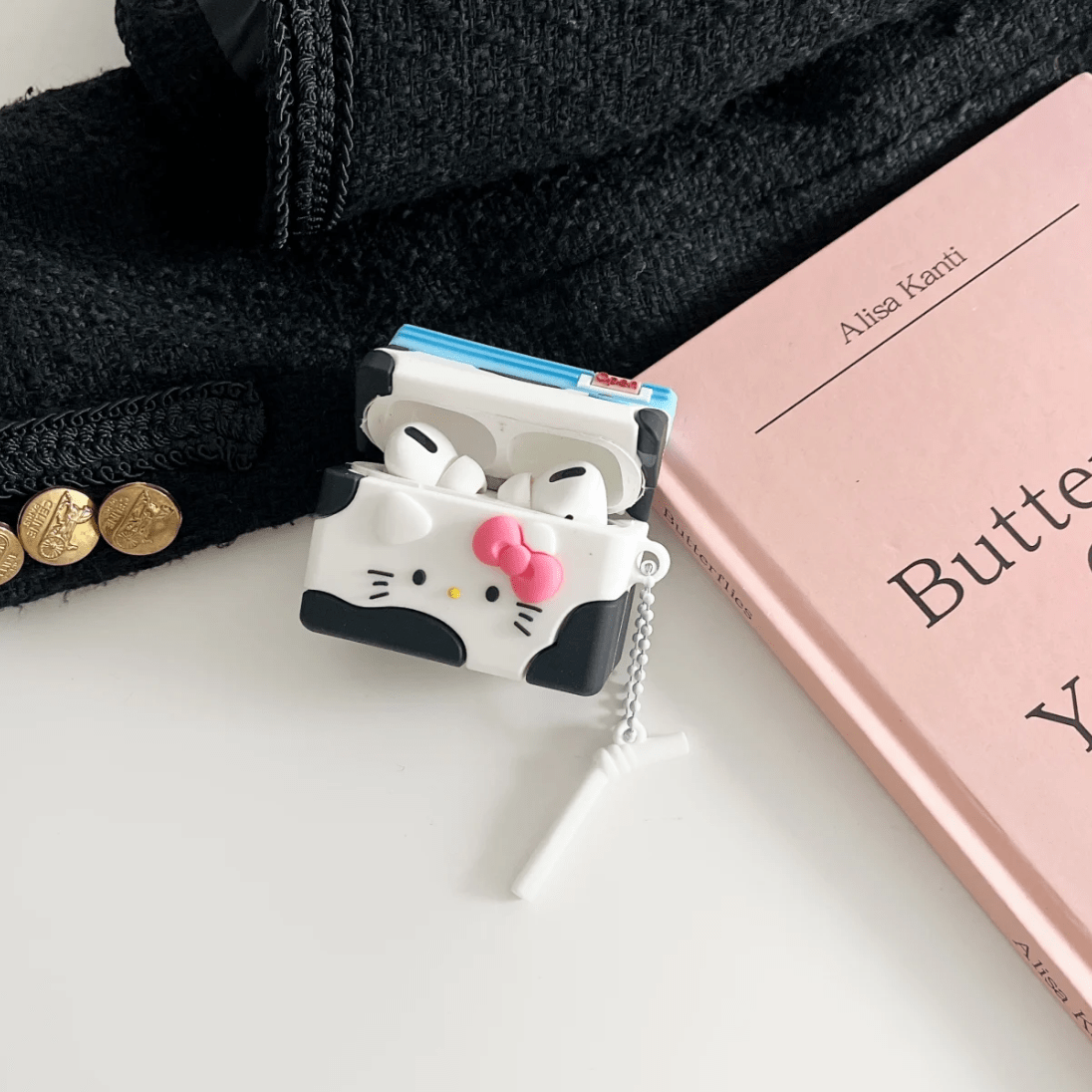 Kawaii Kitty Milk AirPods Earphone Case