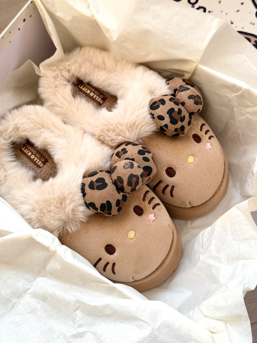 Indoor Outdoor Hello Kitty Slippers Fuzzy