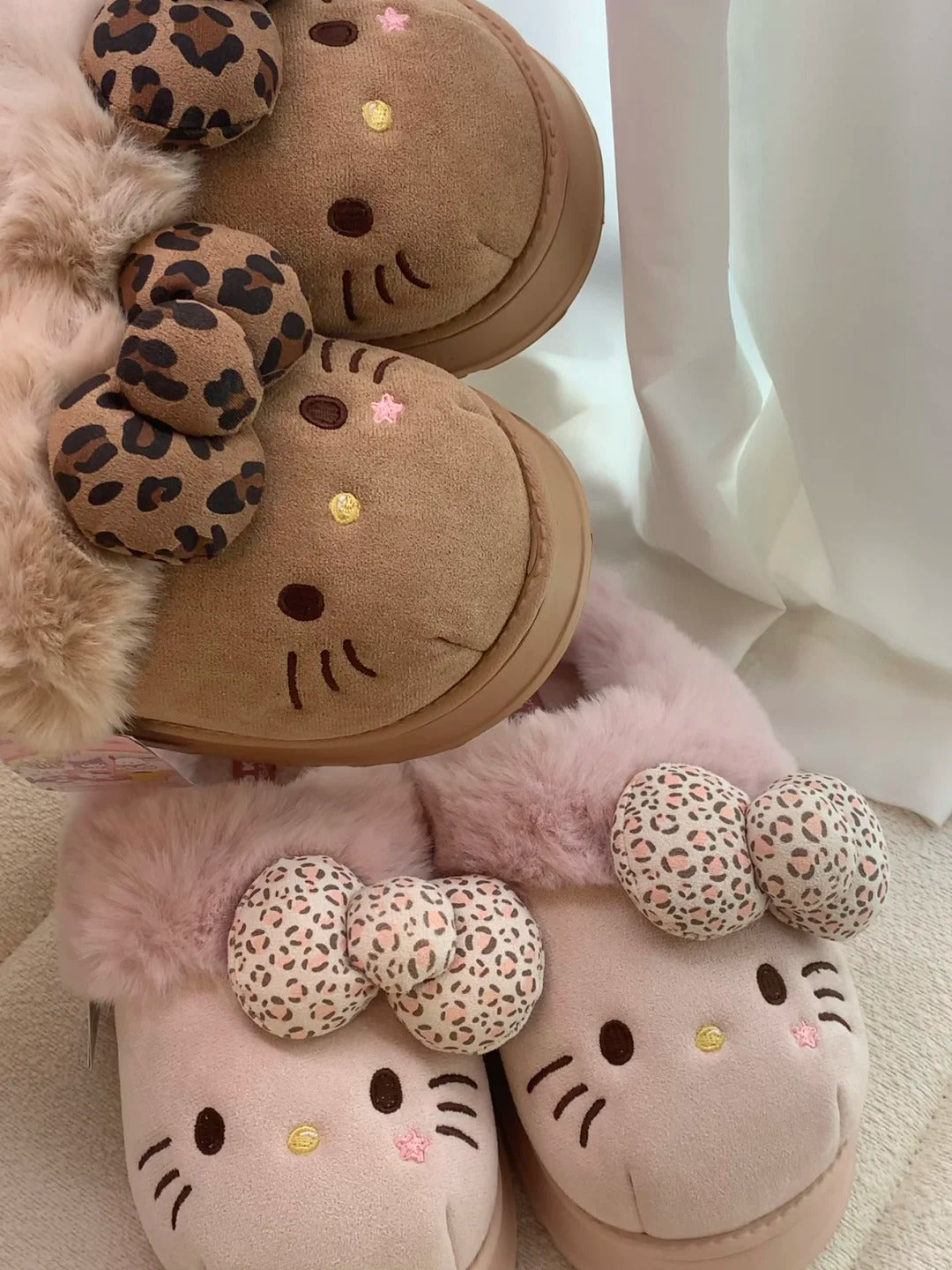 Indoor Outdoor Hello Kitty Slippers Fuzzy