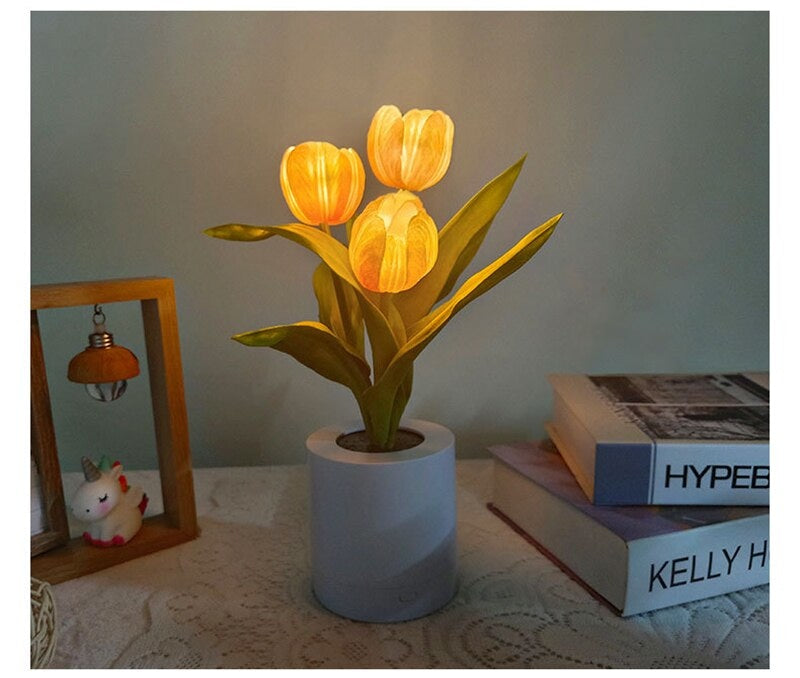 Light-Up Sunflower Desk Lamp - desk lamp, flowers, lamp, lamps, light Kawaii Babe