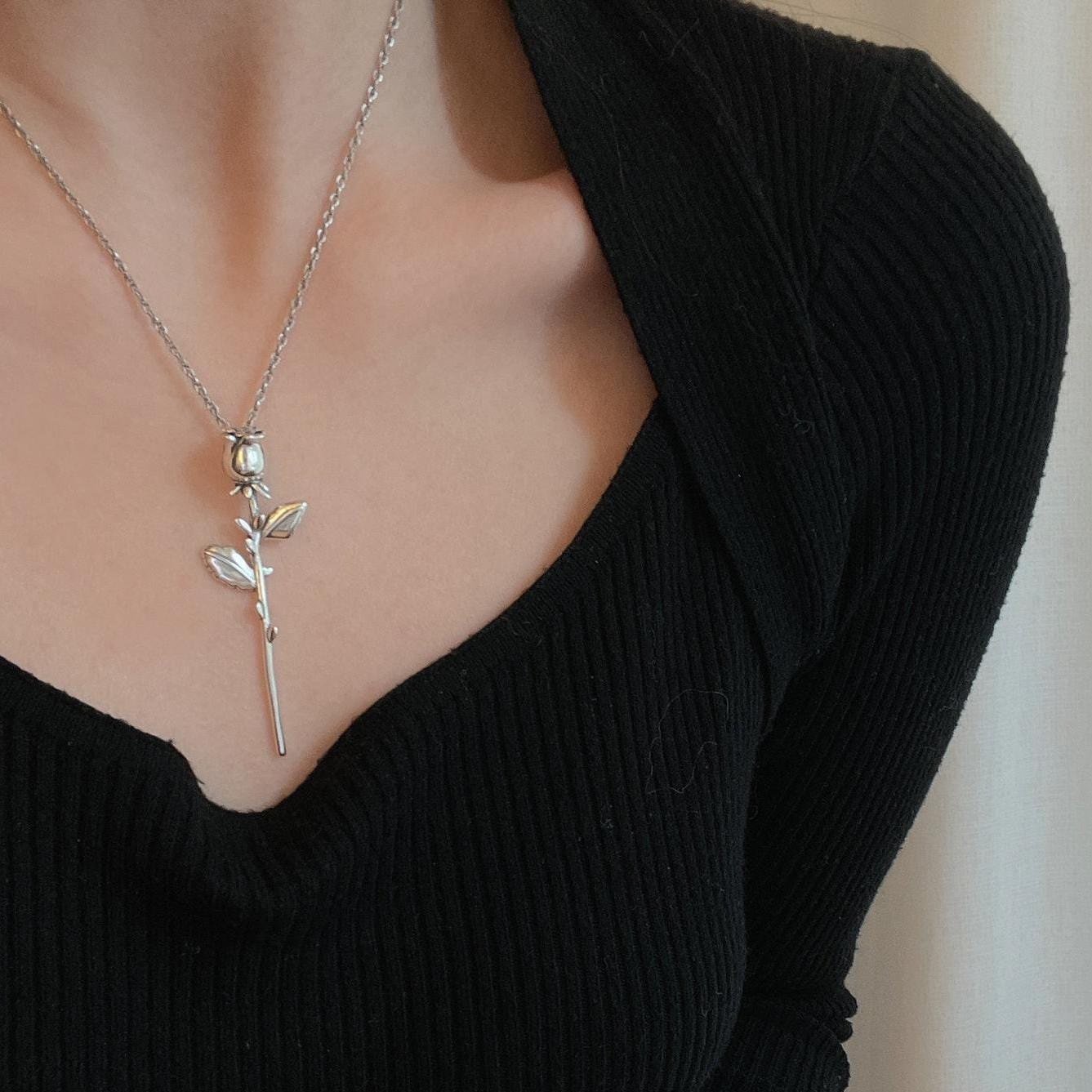 Minimalist Silver Tone Rose Flower Necklace