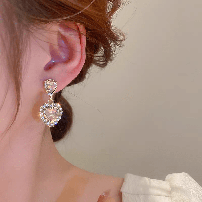 Boucles d'oreilles pendantes en forme de cœur rose élégantes