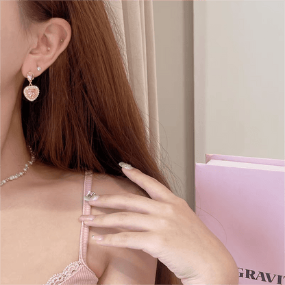 Boucles d'oreilles pendantes en forme de cœur rose élégantes