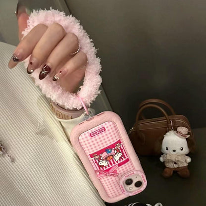 Coque iPhone à motif de chat à fleurs roses avec accessoires en peluche