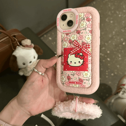 Coque iPhone à motif de chat à fleurs roses avec accessoires en peluche