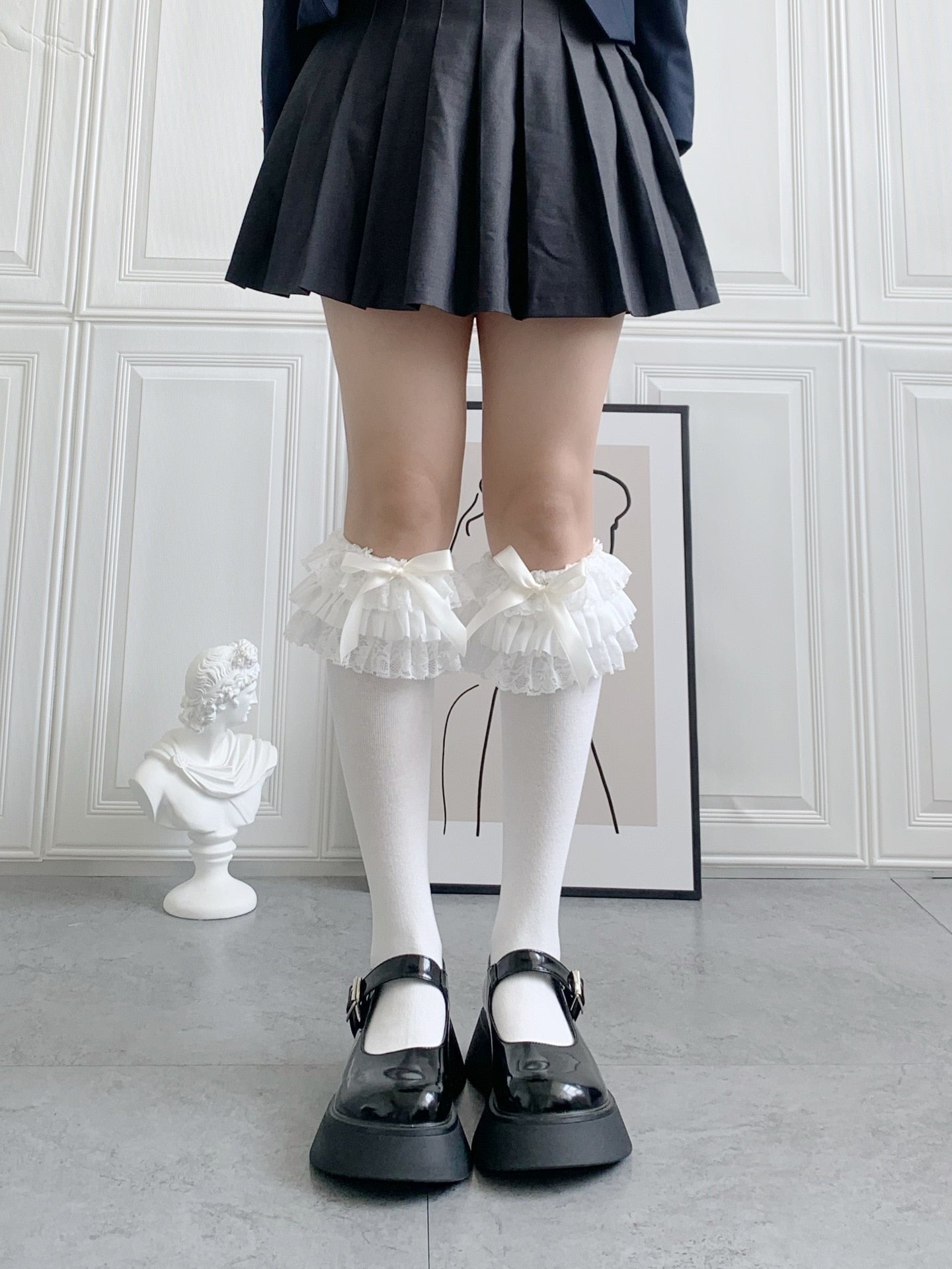 Ruffled Knee Socks - socks, stockings Kawaii Babe