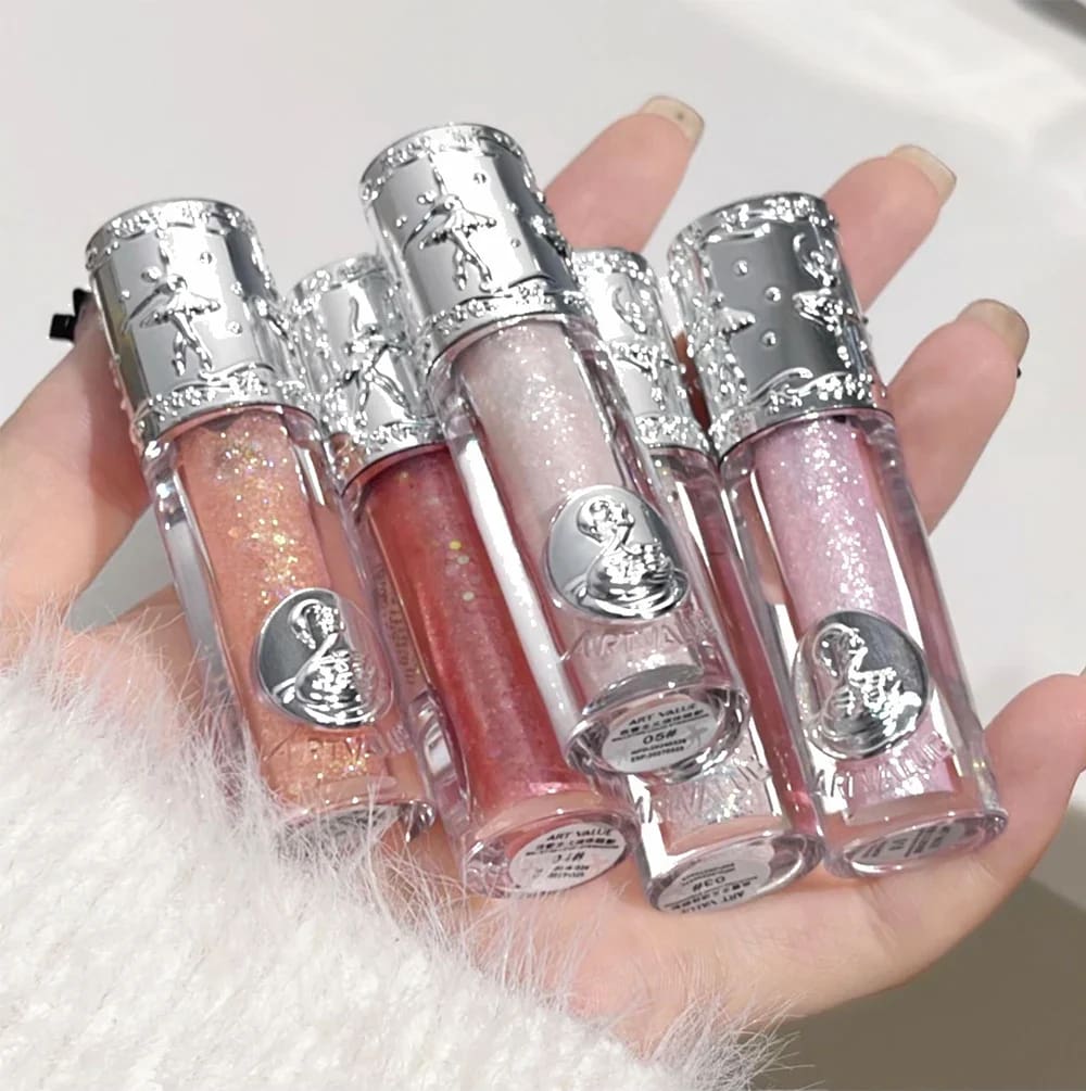 Kawaii subtle shimmer liquid glitter eyeshadow highlight