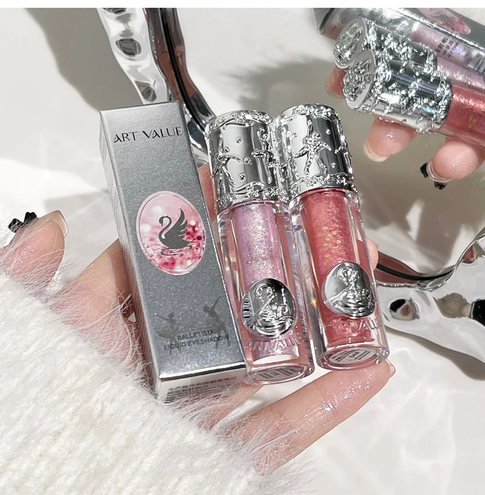 Kawaii subtle shimmer liquid glitter eyeshadow highlight