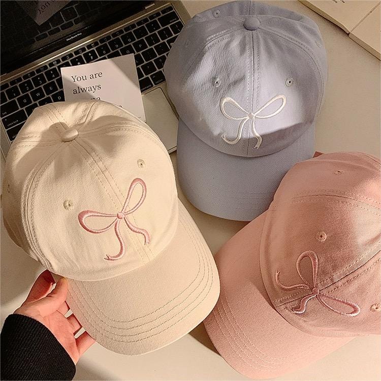 Trendy Embroidered Bowknot Baseball Cap