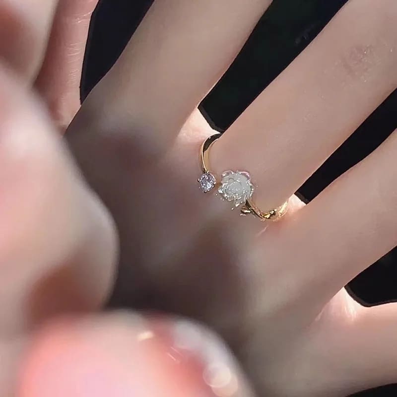 Kawaii white rose spiral fairycore rhinestone ring